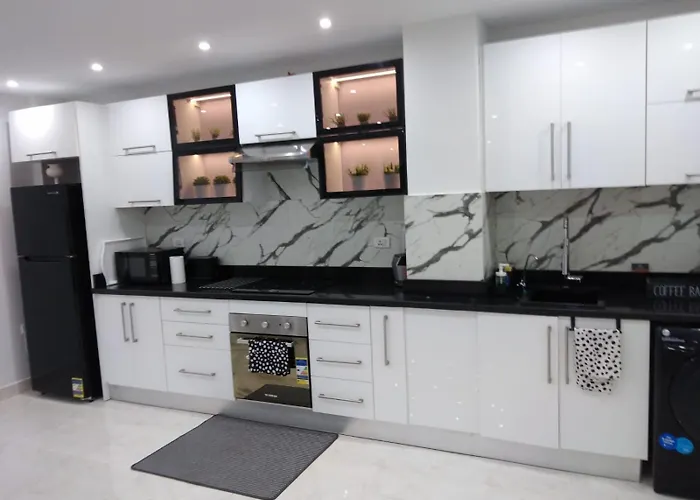 Stylish Apartment *