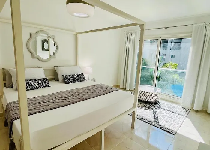 Stylish Apartment *